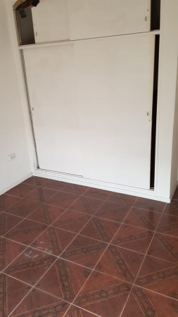 Venta Dpto. Mr Ross 1658, Estrenar, al frente, dos dormitorios, dos patios, parrillero. Impecable.