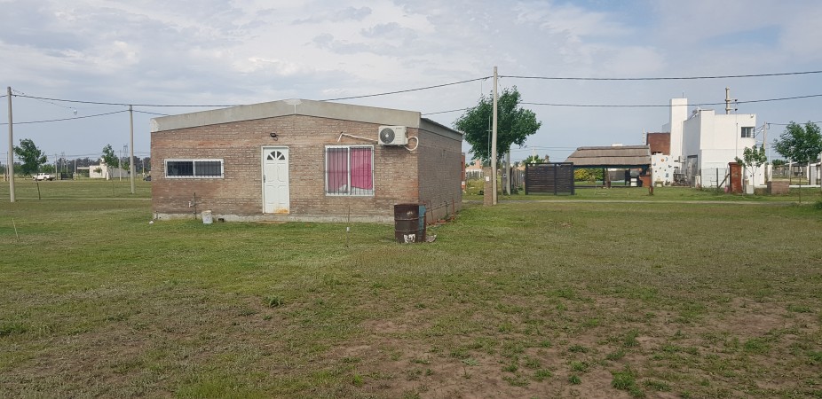 Venta casa El Aparsero N° 1600, nueva, 2 dormitorios. Terreno 420m²