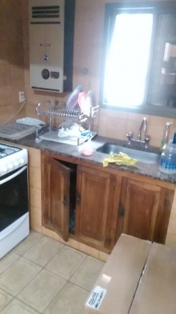 Venta casa Bvd. Segui N° 1351, garage, 2 dormitorios. patio, muy amplia. 