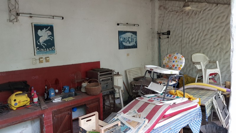 Venta casa Avda. Pellegrini/Necochea, magnífica propiedad estilo mediterráneo, pileta, parque, jacuzzi.