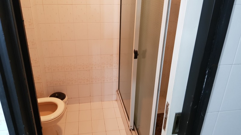 Venta casa Avda. Pellegrini/Necochea, magnífica propiedad estilo mediterráneo, pileta, parque, jacuzzi.