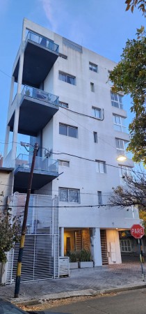 RETASADO!! Echeverria 740 bis, Dpto 1 dor c/cochera, parrillero inmejorable vista