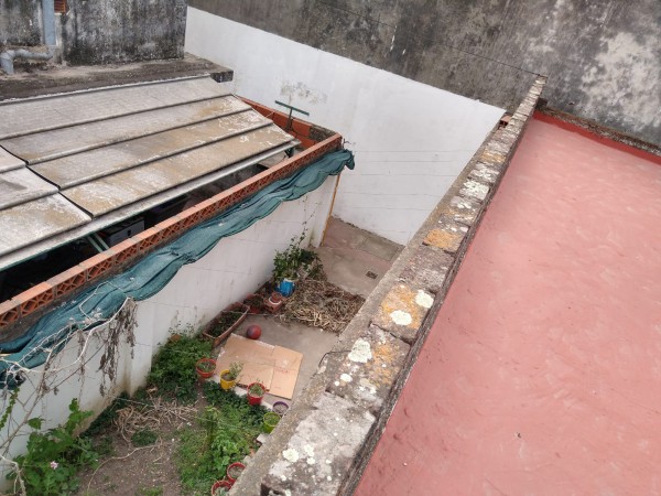 Chacabuco 2819 se escuchan ofertas, 3 dor. interna unica, 2 patios