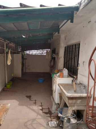 Chacabuco 2819 se escuchan ofertas, 3 dor. interna unica, 2 patios