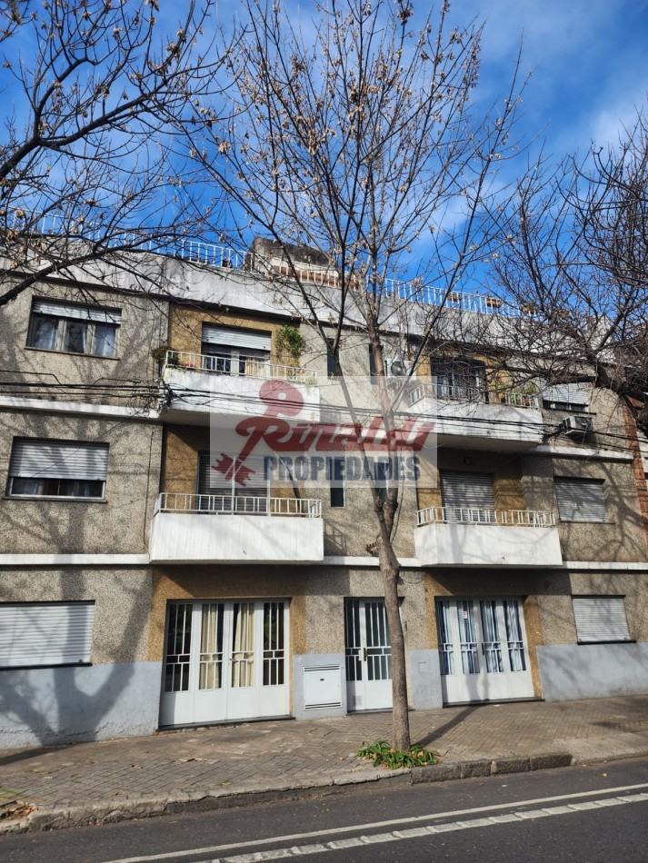 Alem 2875, Dpto 2 dor c/patio frente al parque