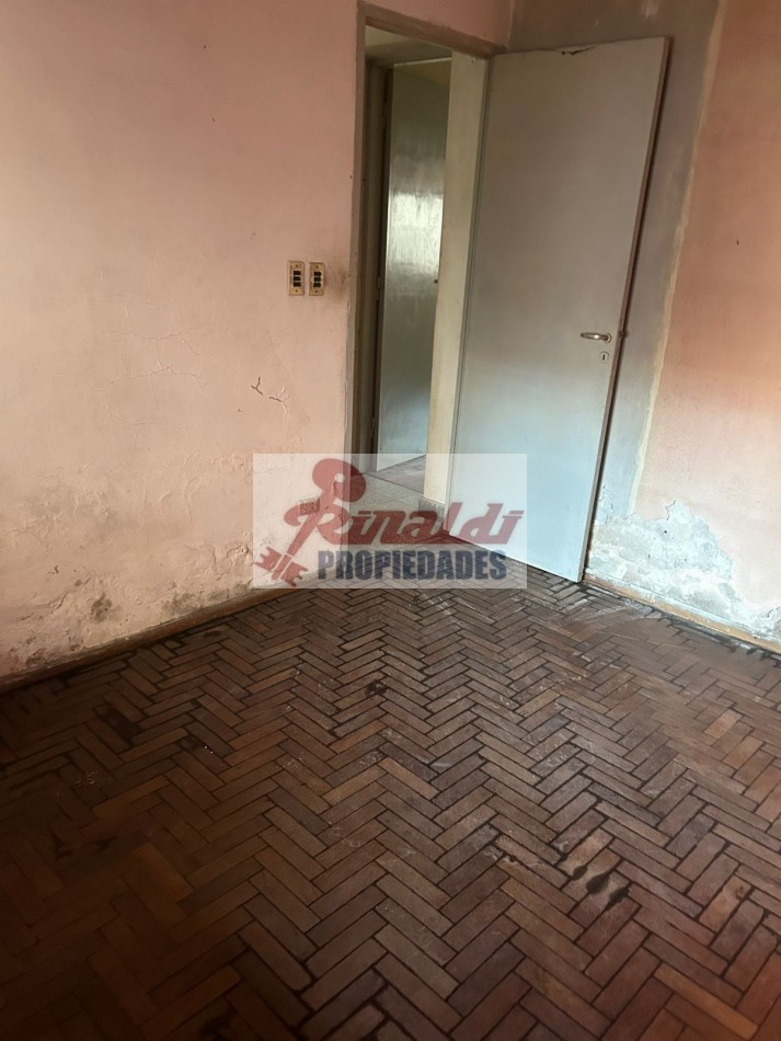 Venta, Mr. Ross 700, casa y dpto