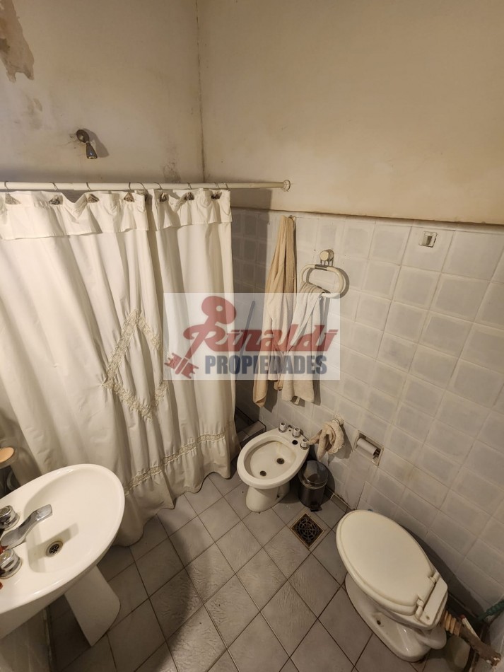 Pje Humbolt 4152, 3 dor, garage, jardin