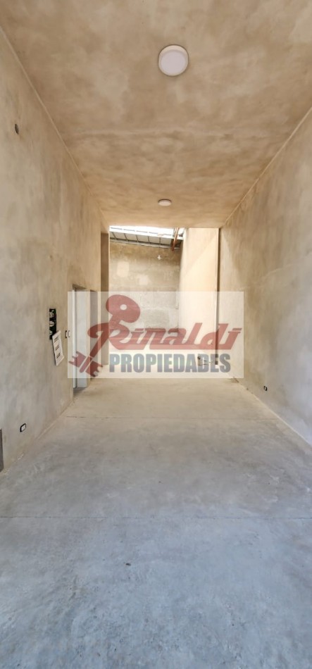 Alquier Galpon, local y 3 oficinas Bv. Segui N° 1460