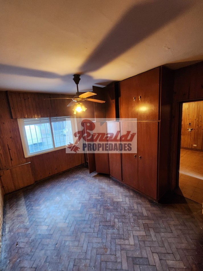 Paraguay N° 5283 casa 3 dor con garage, 2 patios