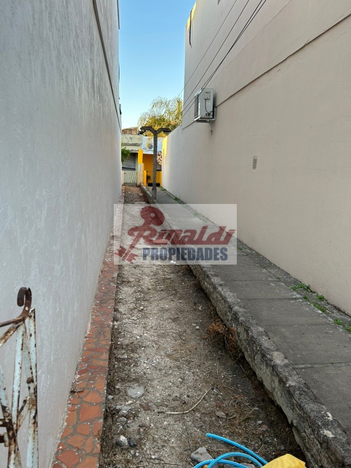 Venta, Mr. Ross 700, casa y dpto