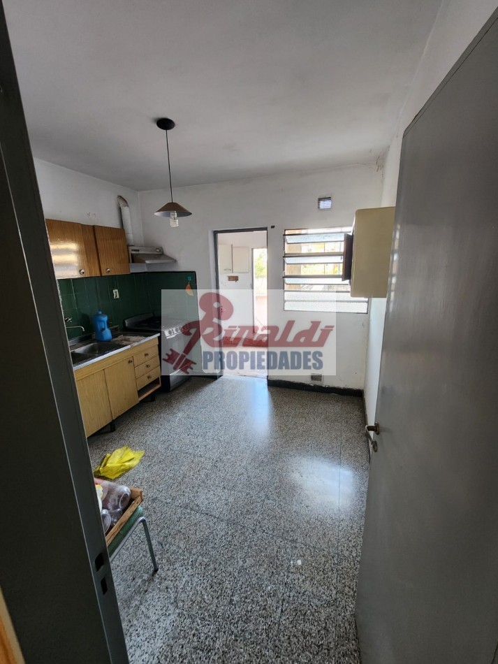 Alem 2875, Dpto 2 dor c/patio frente al parque