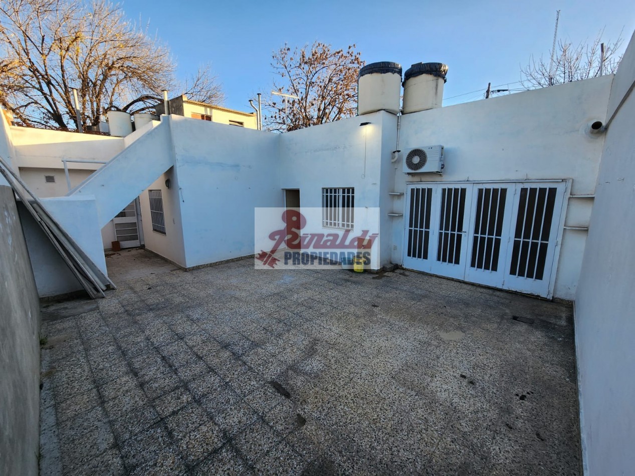 Paraguay N° 5283 casa 3 dor con garage, 2 patios